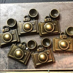 6 camera charms for Bracelets/necklaces